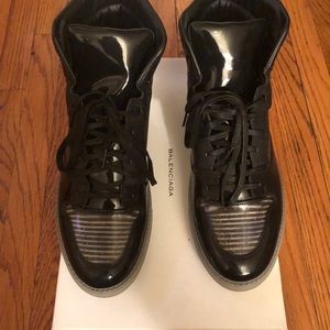 Authentic Men’s sneakers